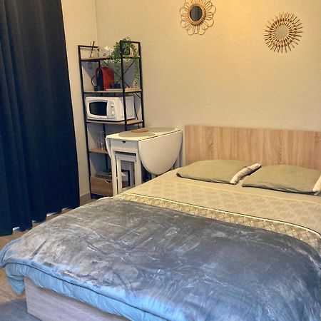 Appartement Calme Et Bien Situe タルブ エクステリア 写真