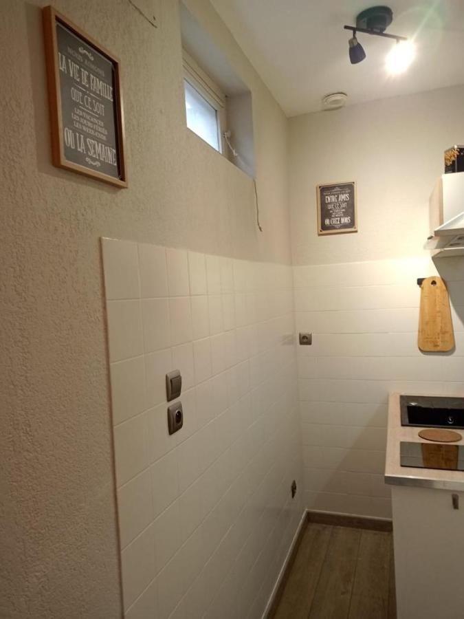 Appartement Calme Et Bien Situe タルブ エクステリア 写真